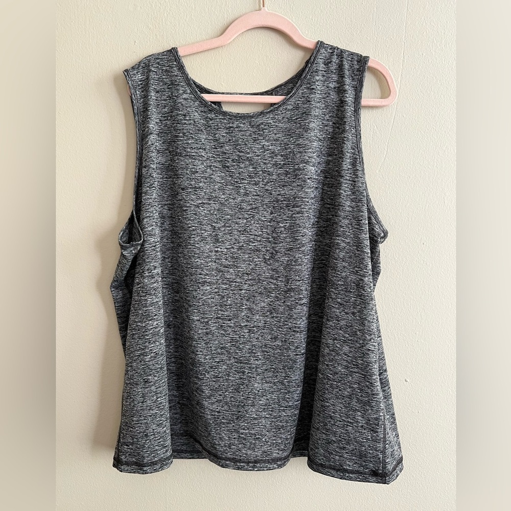 ID Ideology Womens Keyhole Back Sleeveless Quick Dry Workout Tank Top Plus 3X - Picture 2 of 7
